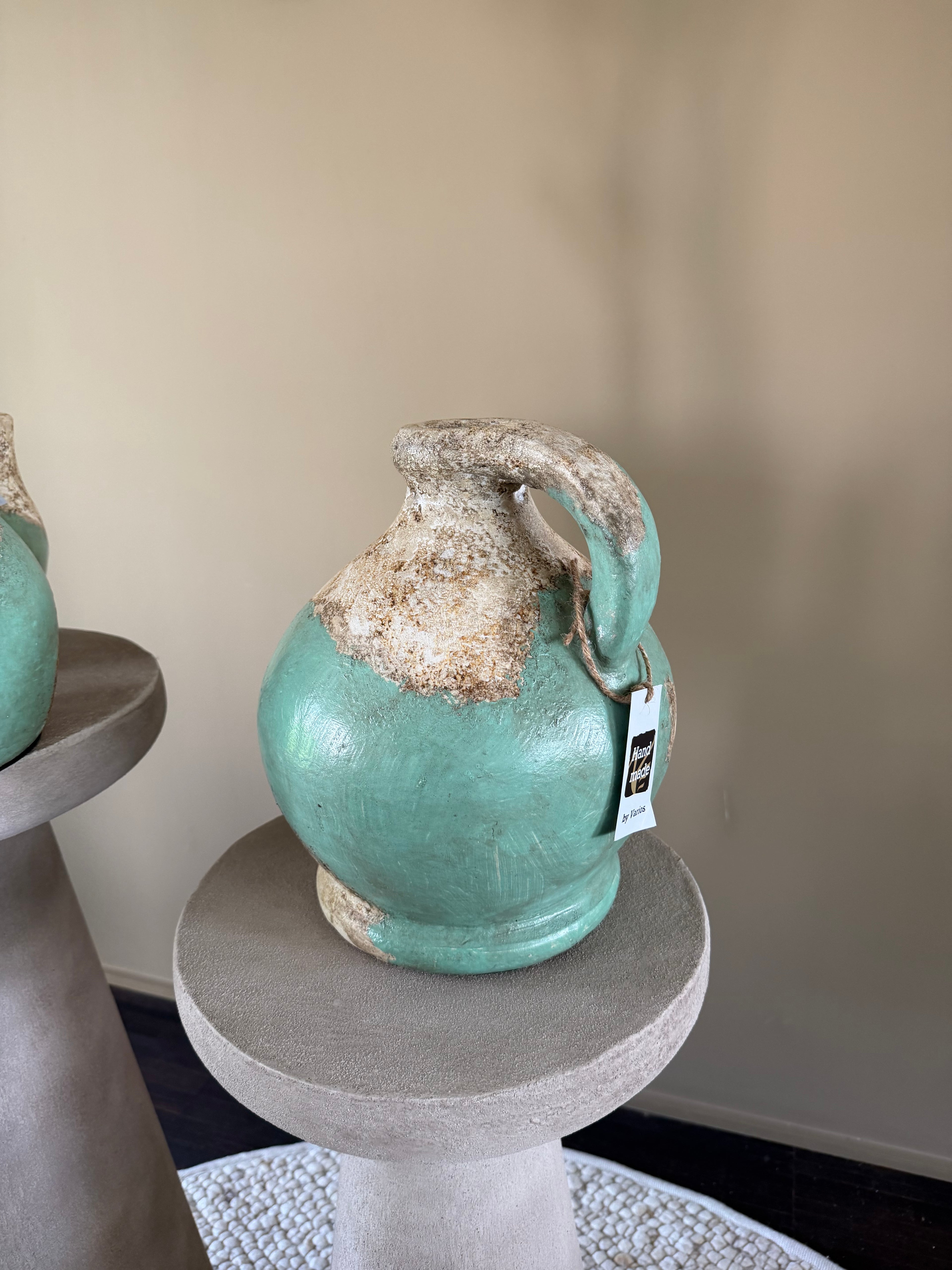 Stone plant pot L
