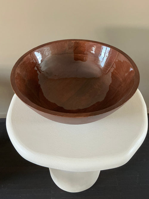 Bruine houten kom