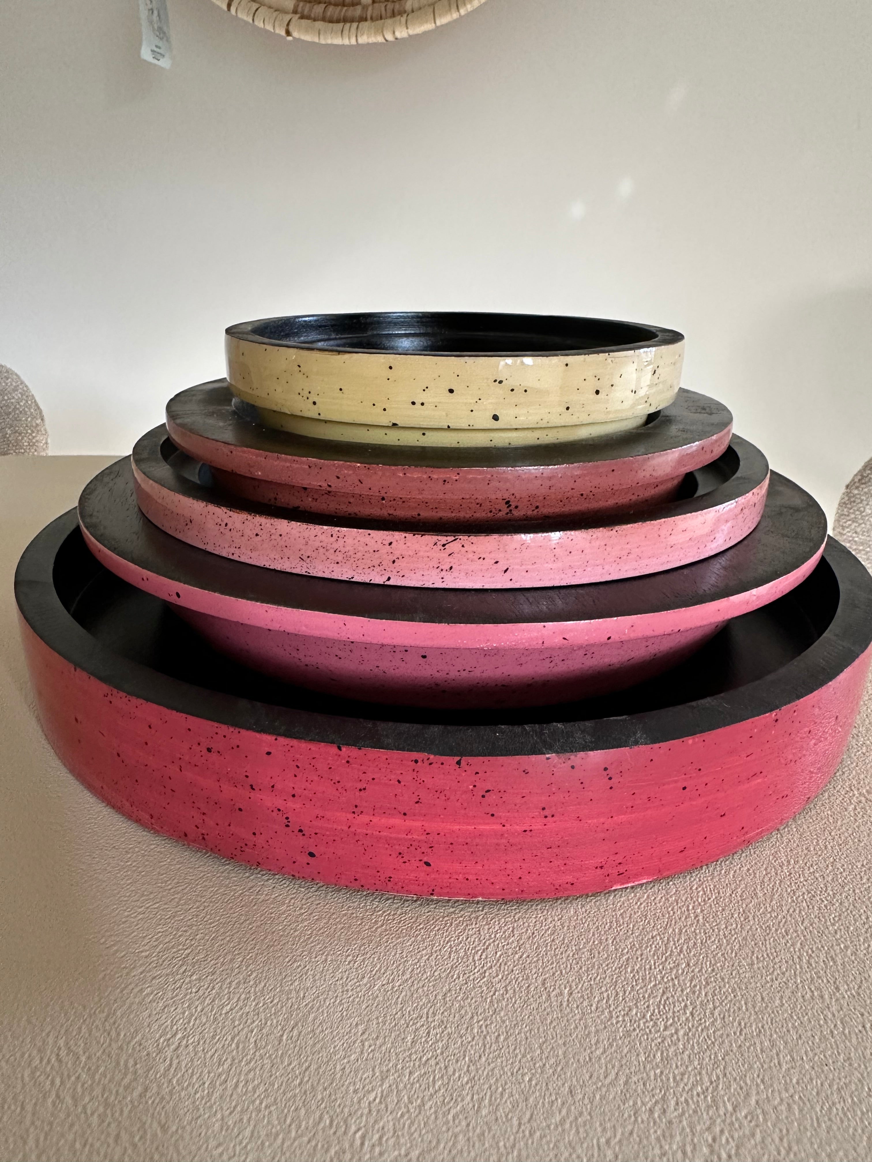 Set de bols en bois colorés (prix par set)