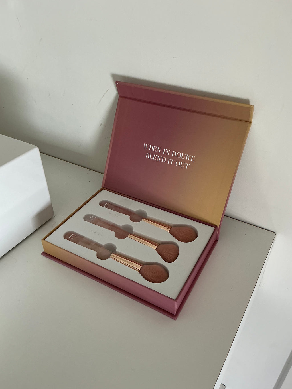 Cosmetic brush set