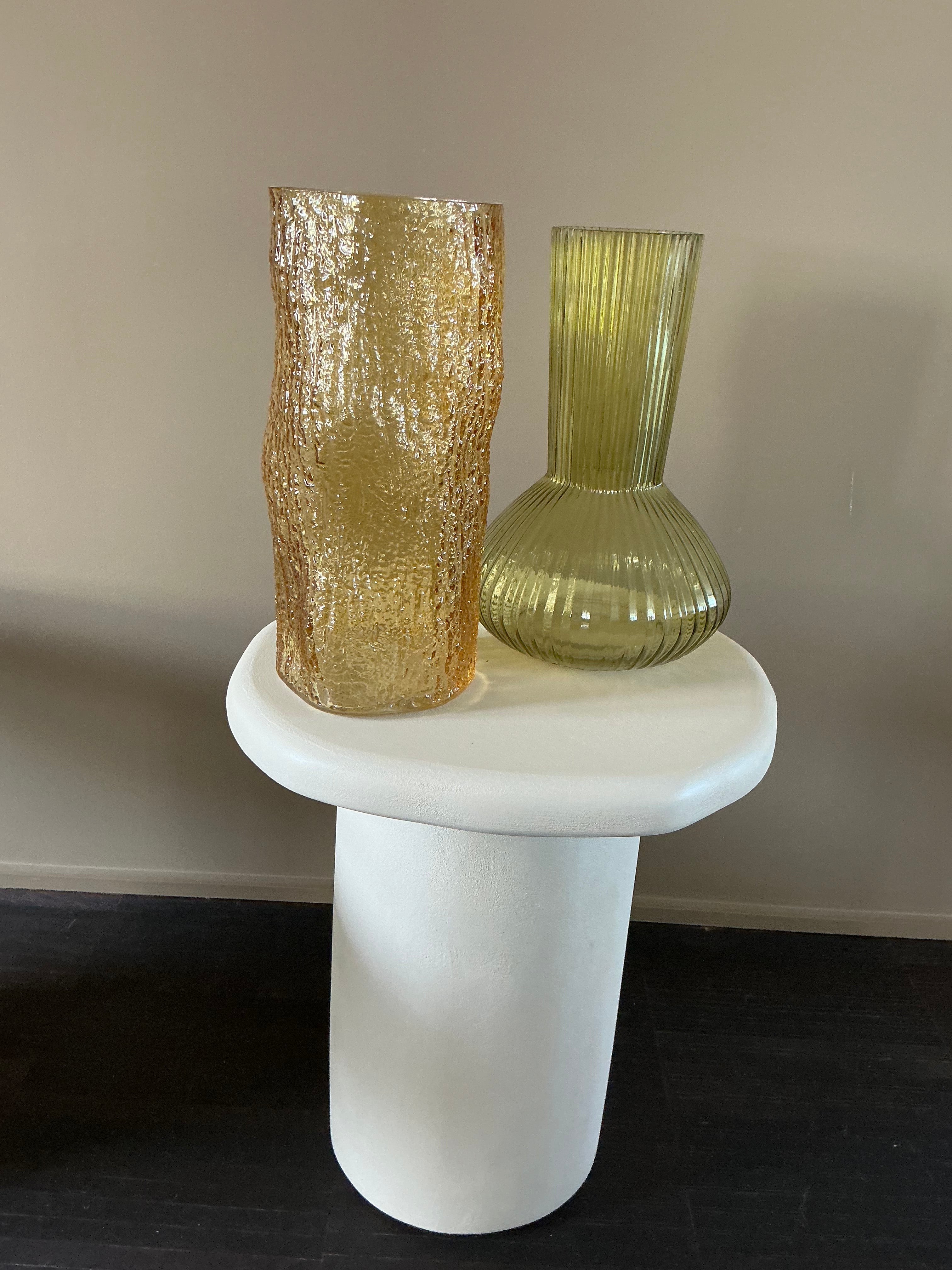 Vase green or yellow