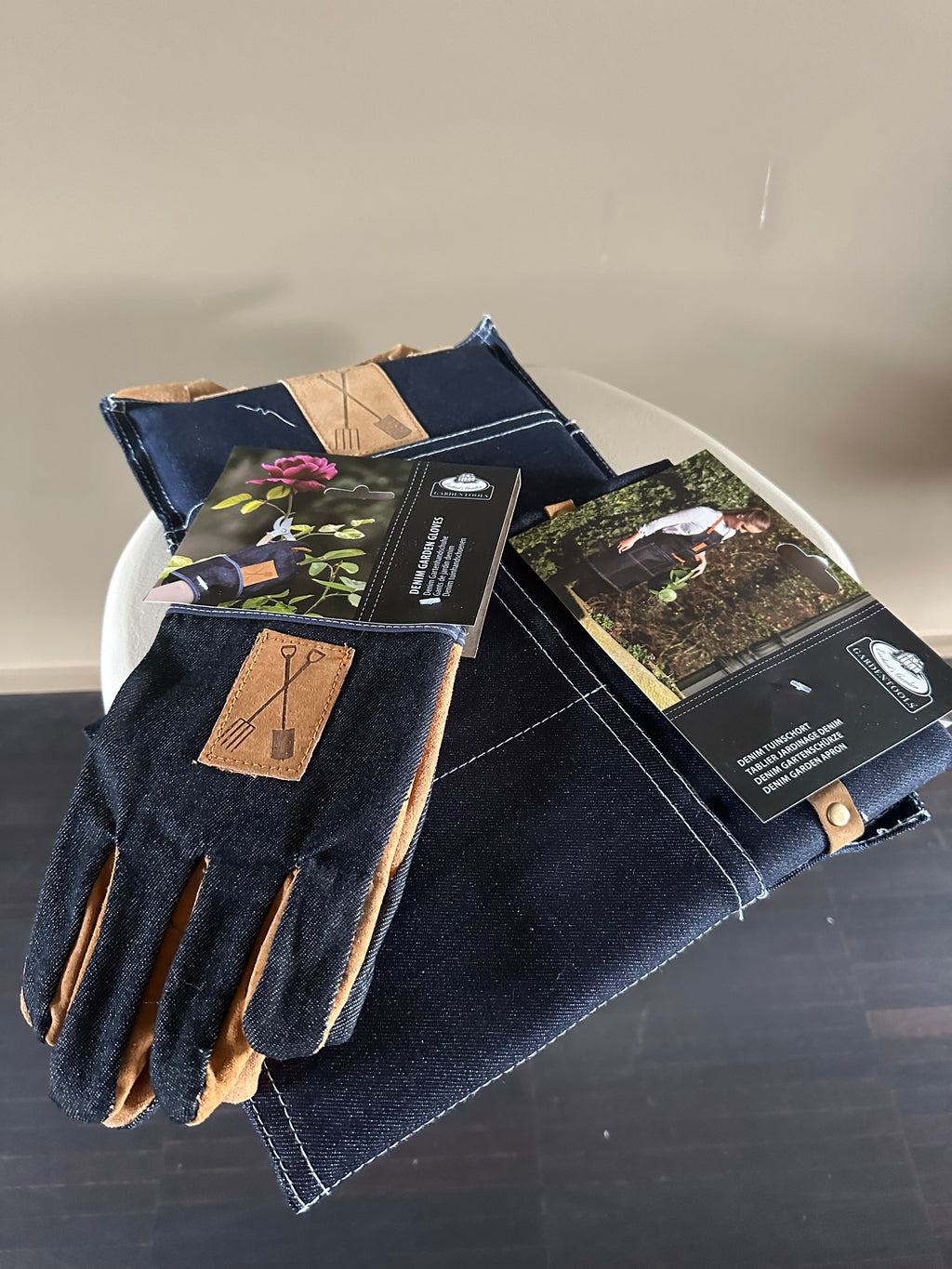 Gardening set (knee pad, gloves& apron)