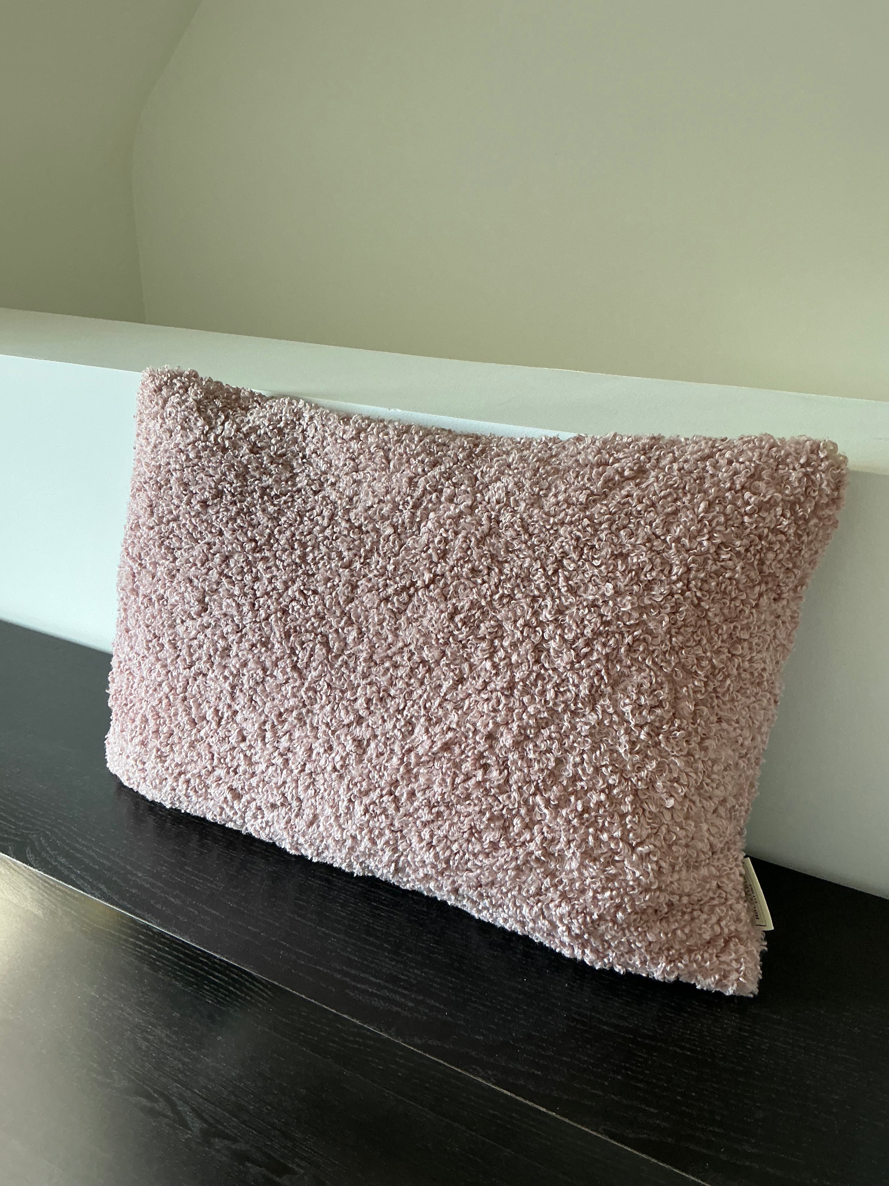 Long coussin rose