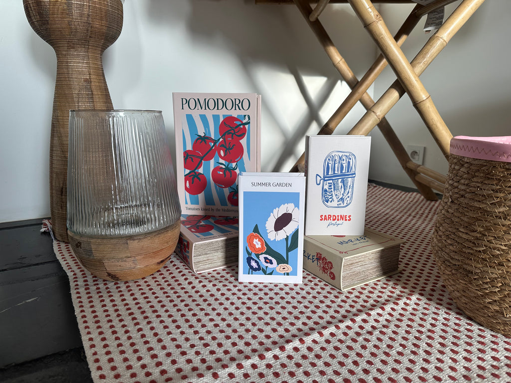 Table book Summer Garden