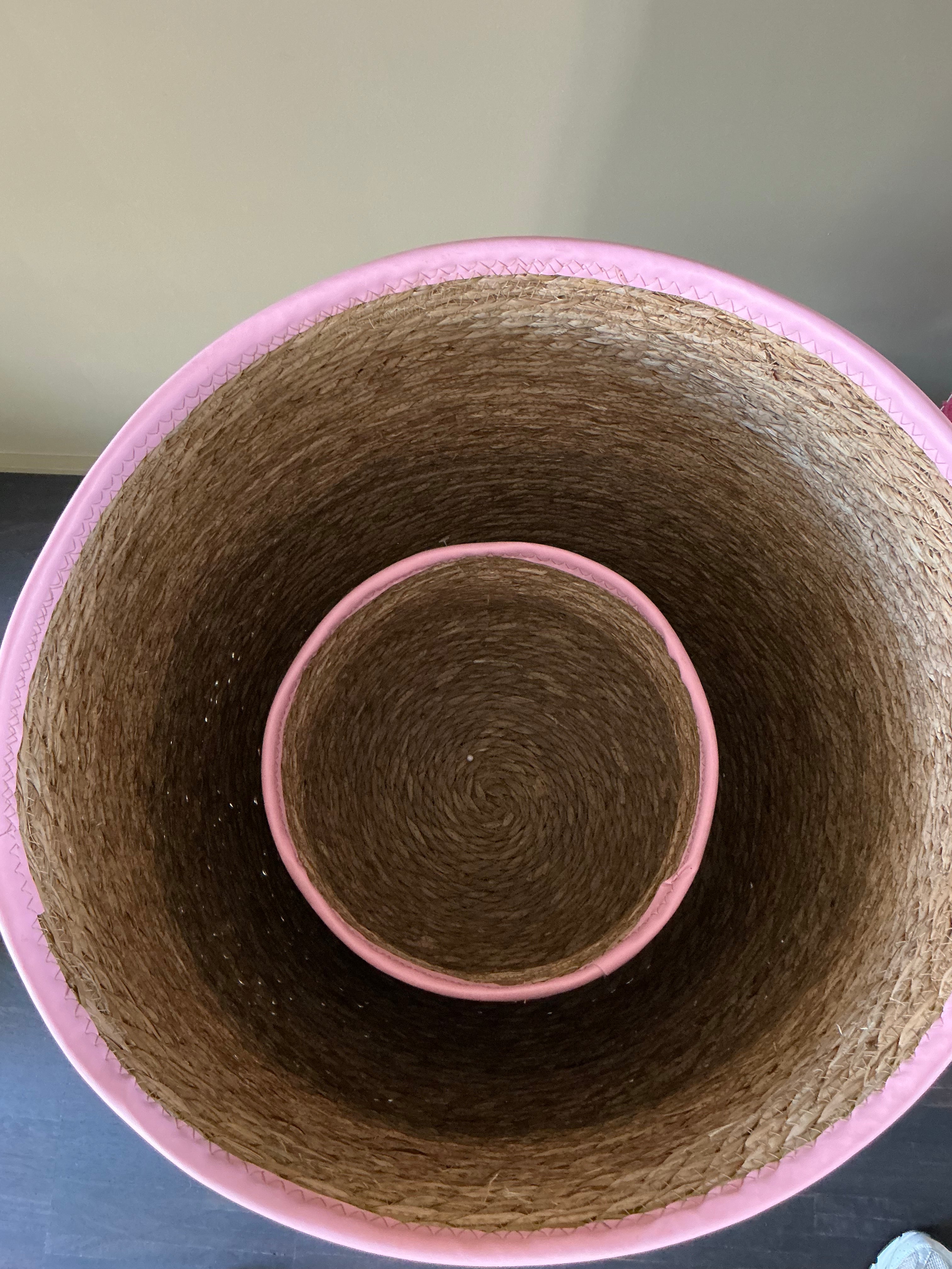 Pink basket (set of 2)