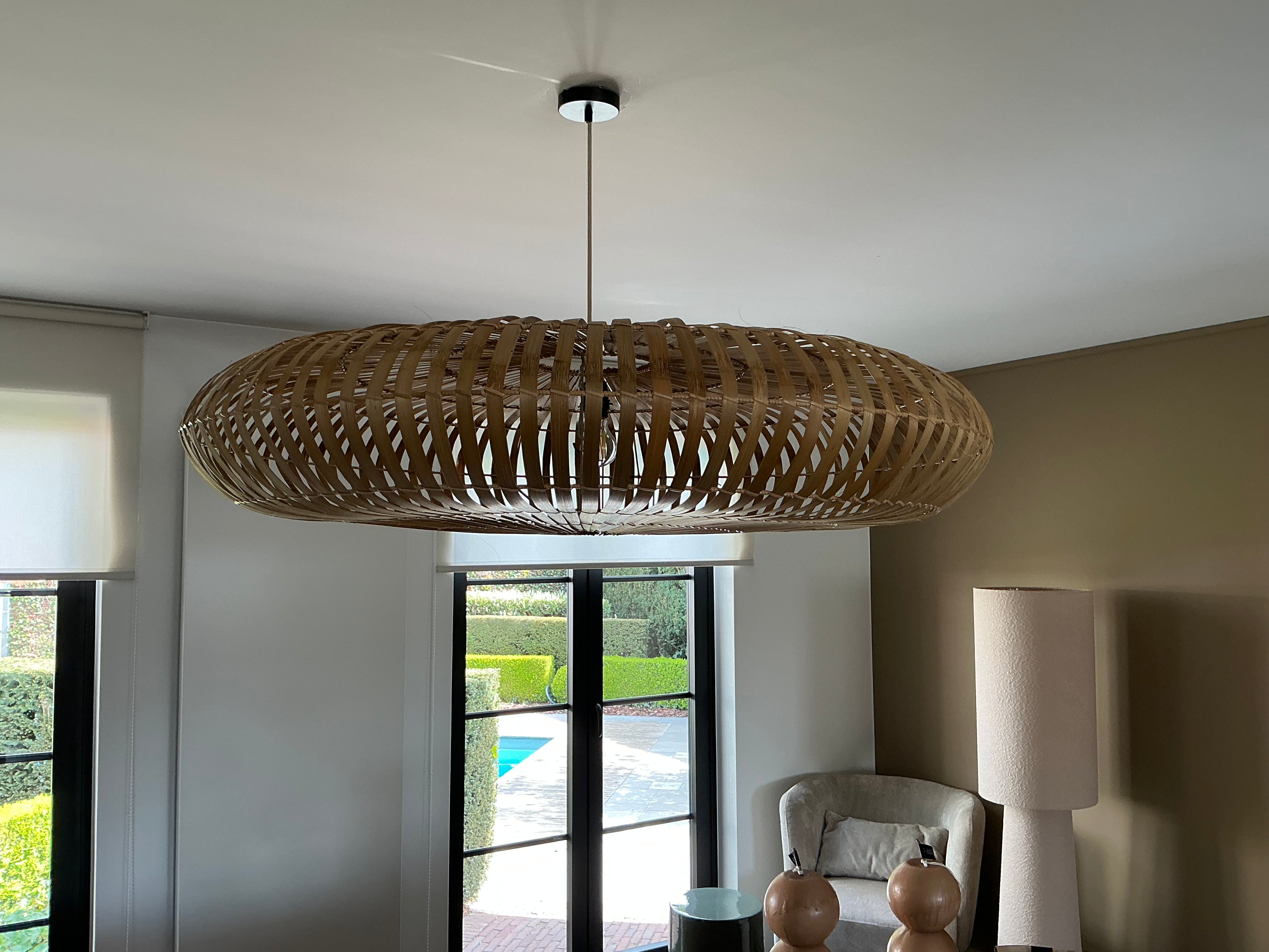 Grande lampe suspendue