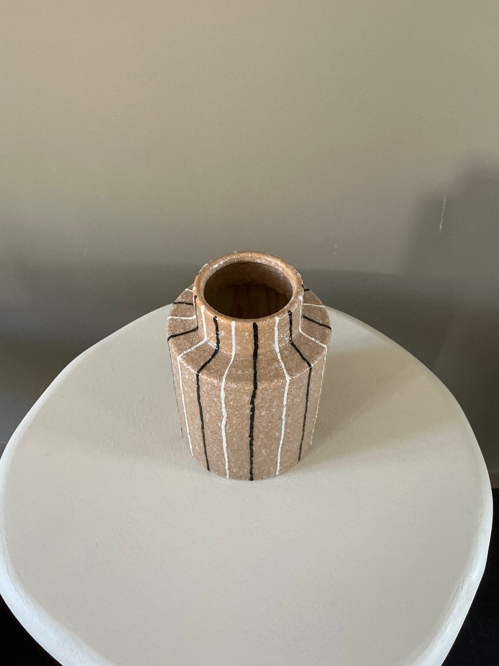 Ceramic pot S