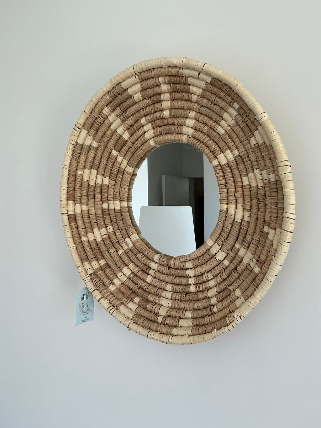 Wall mirror