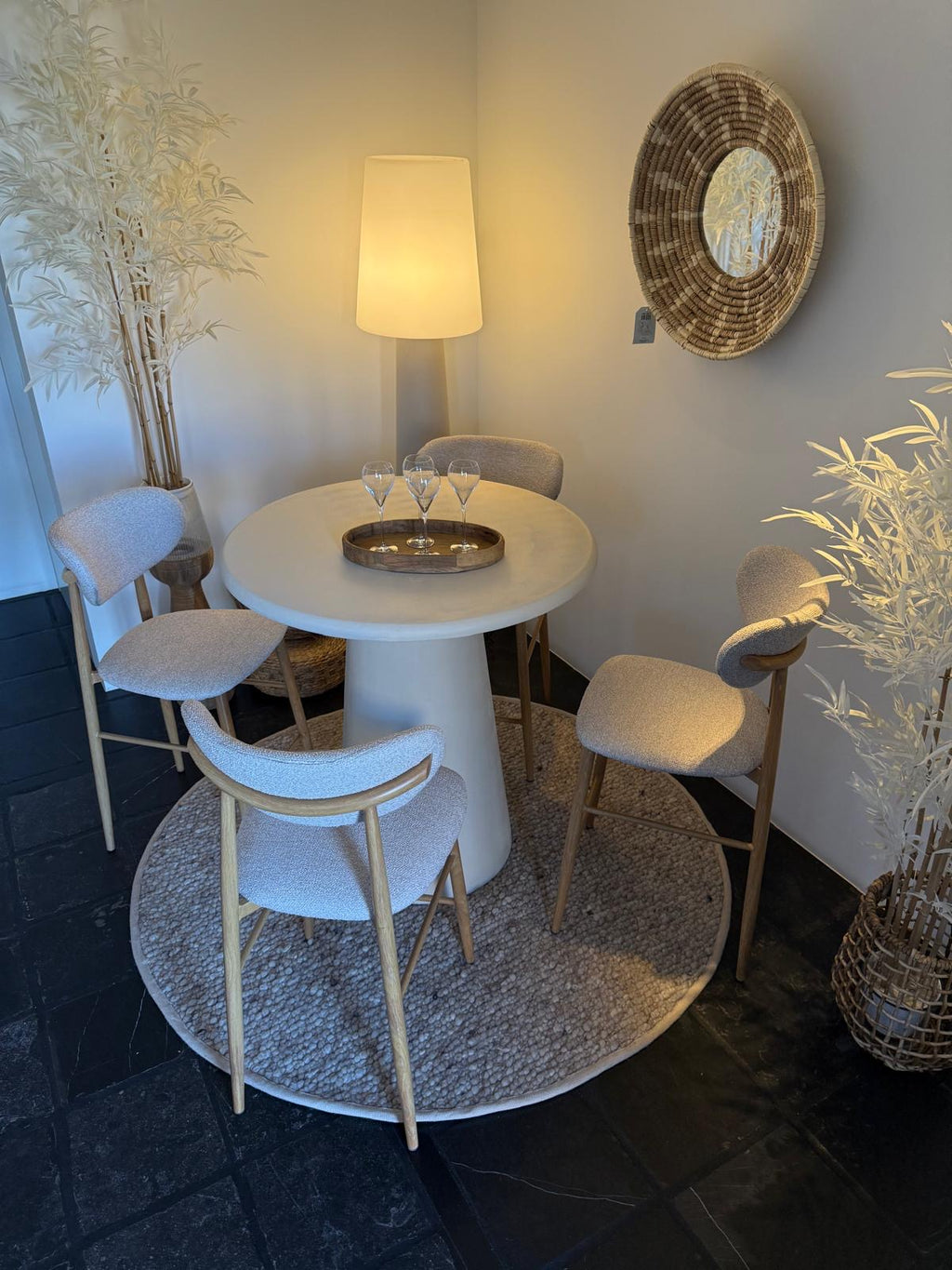 Soft high bar chair