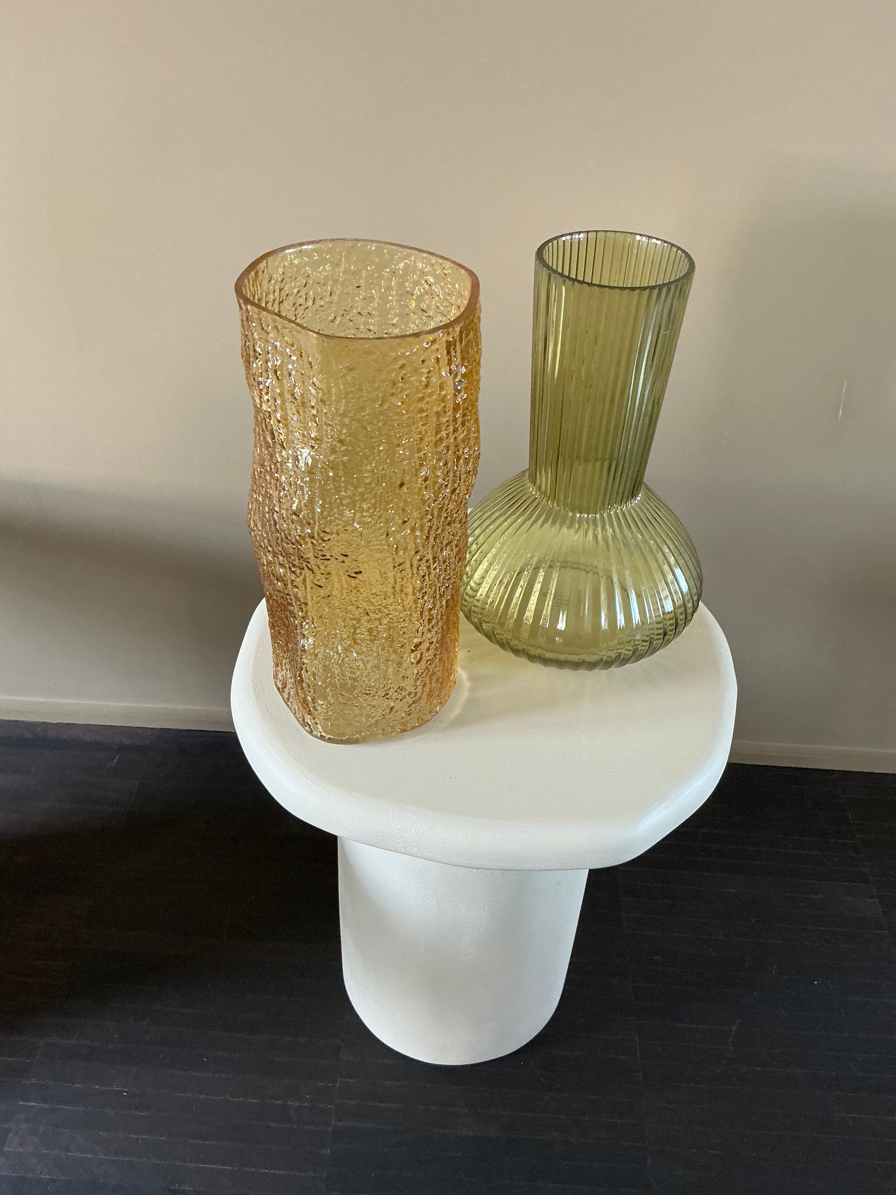 Vase green or yellow