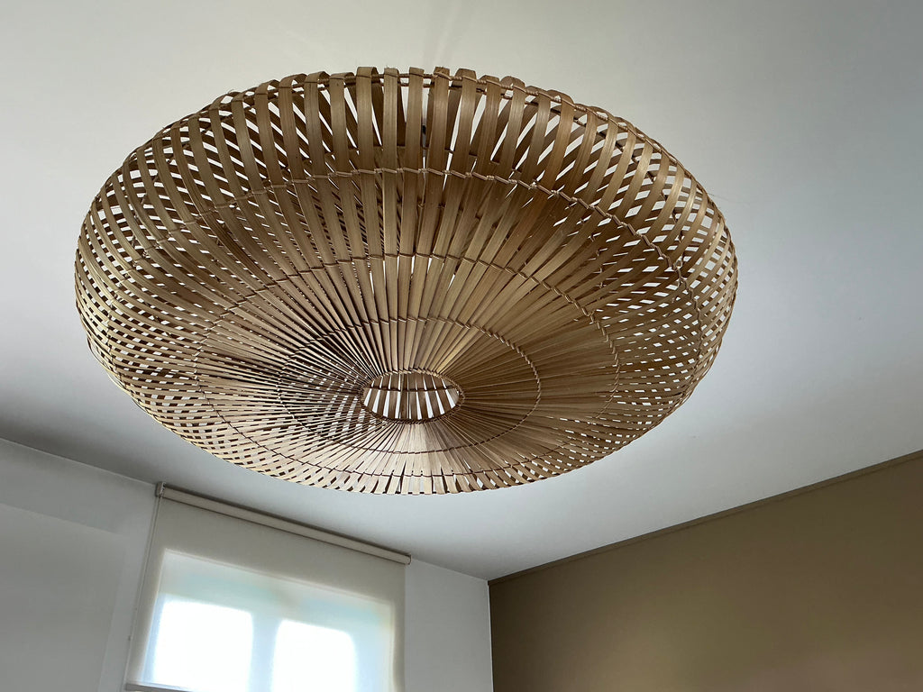 Grande lampe suspendue