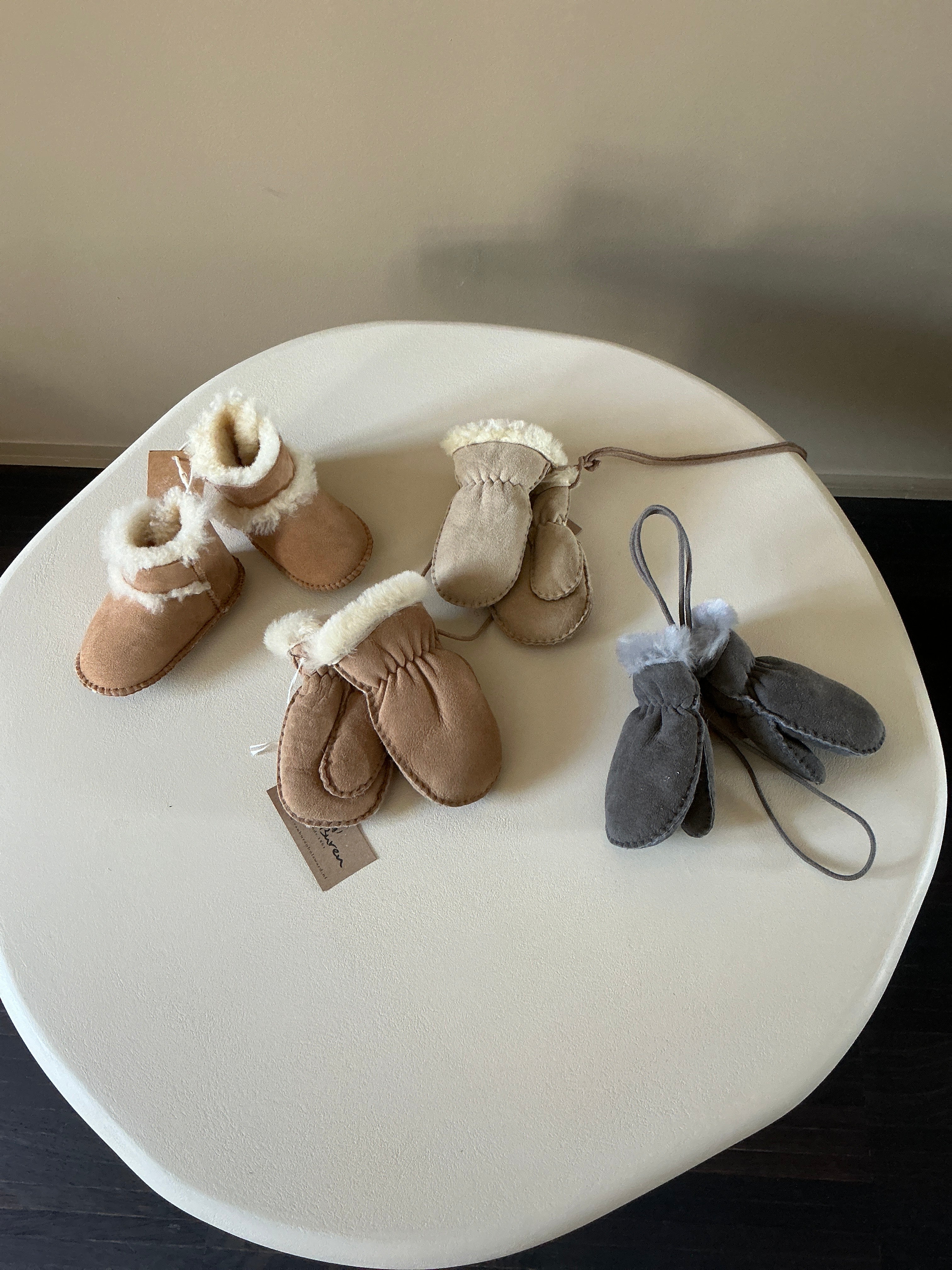 Moufles beiges (bébé)