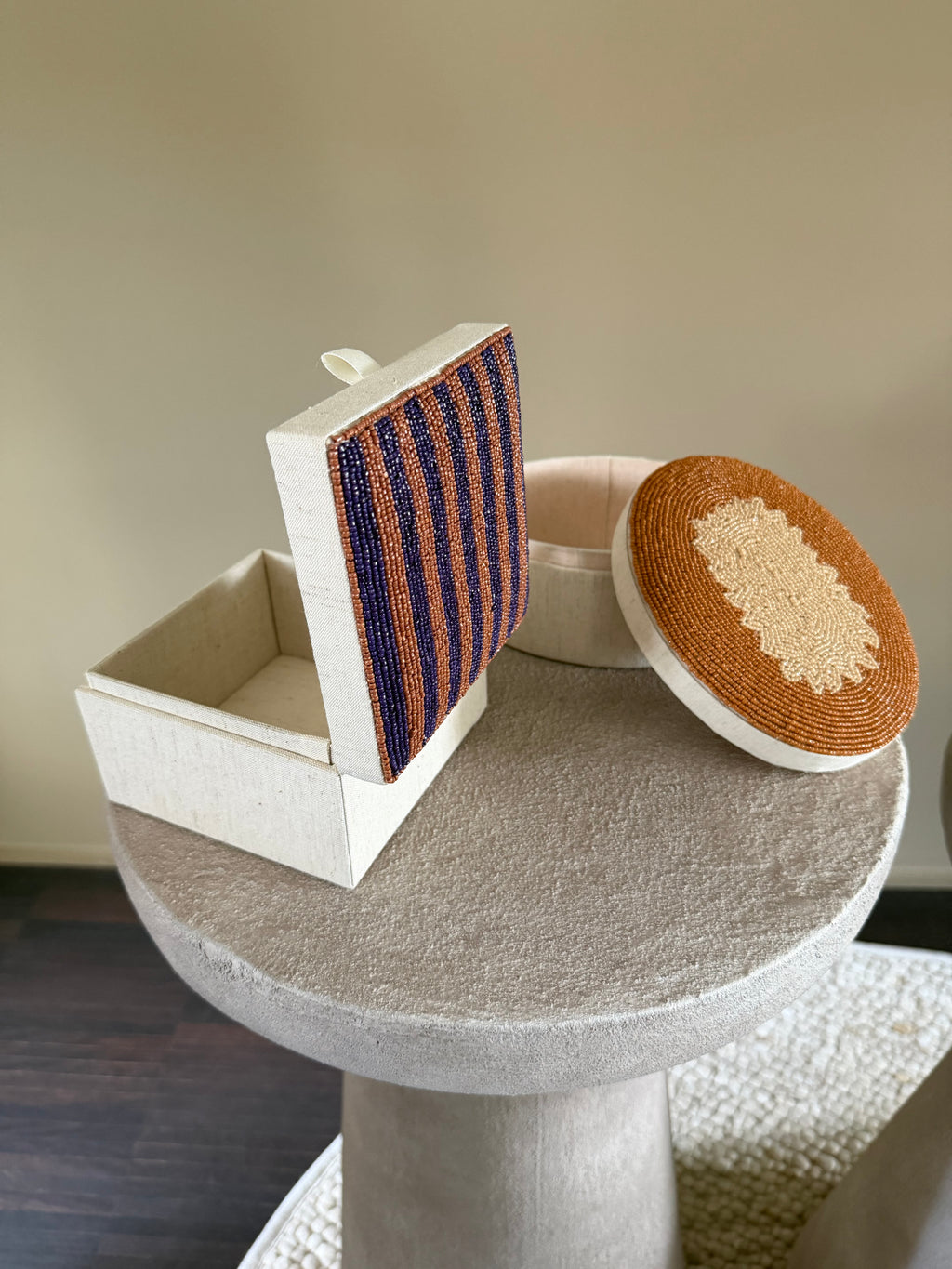Pearl decorative storage boxes