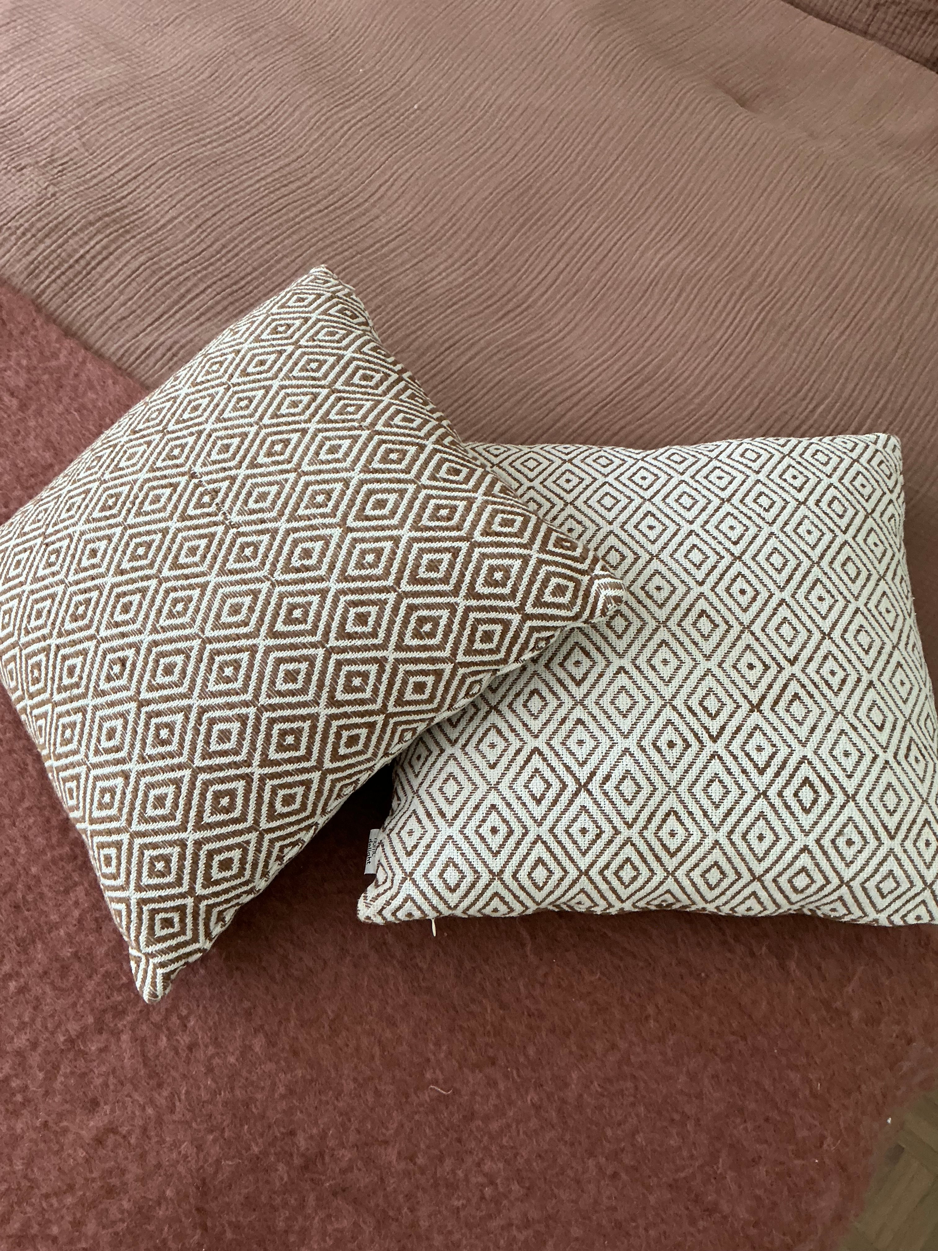 Coussins à motifs