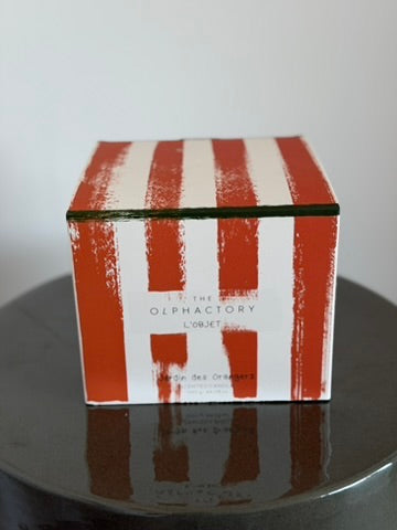 Striped orange vegetable wax candle L (200 hours burn time)