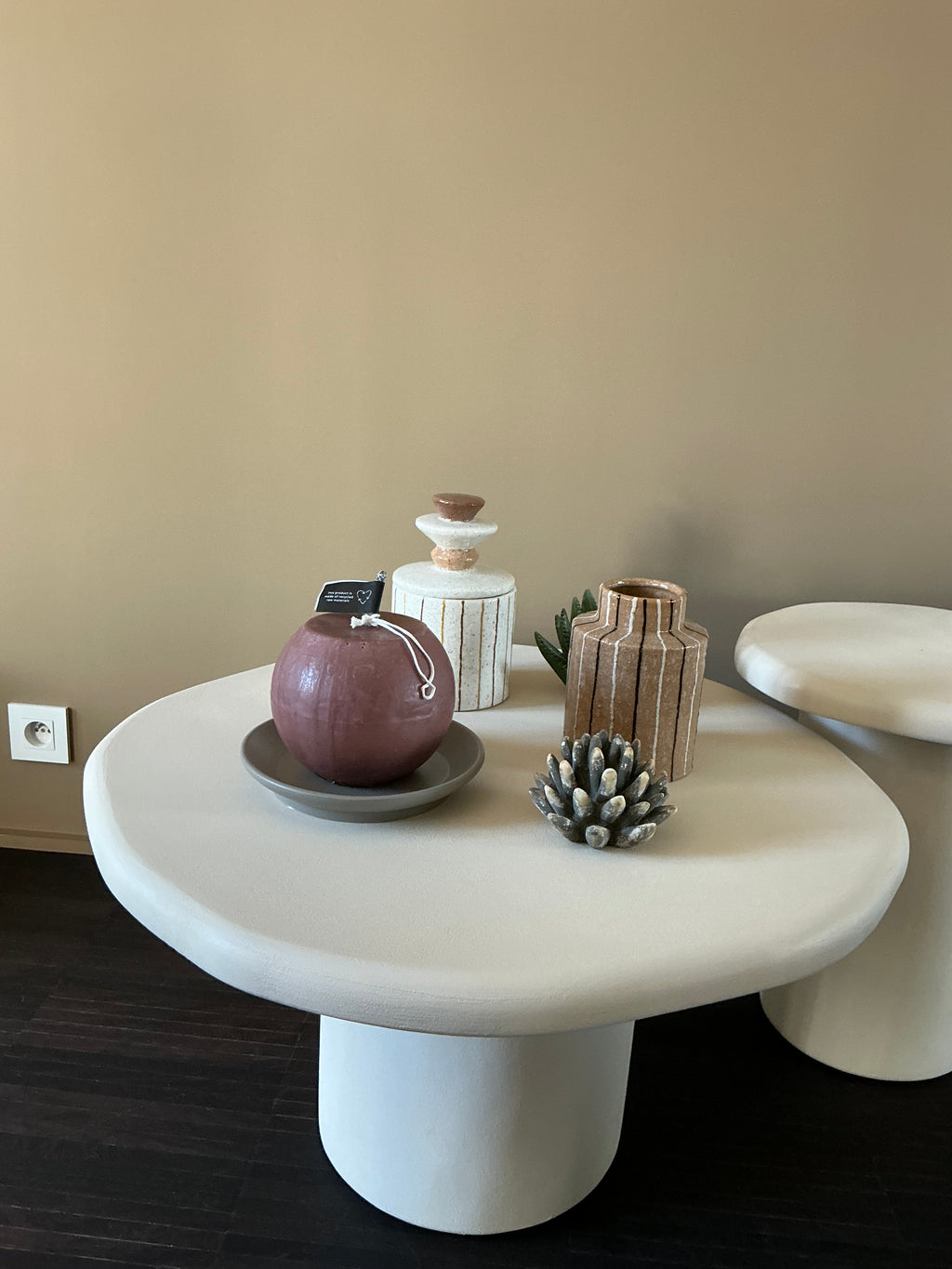 Ceramic pot S