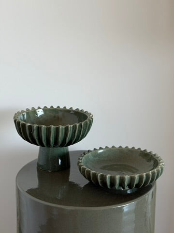 Green decorative bowl (set of 2)