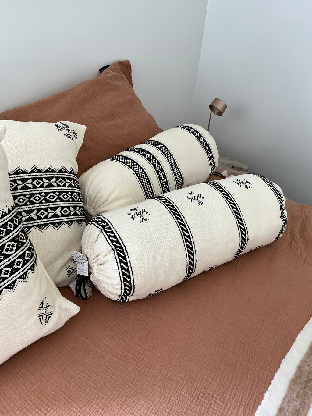 Round cushions