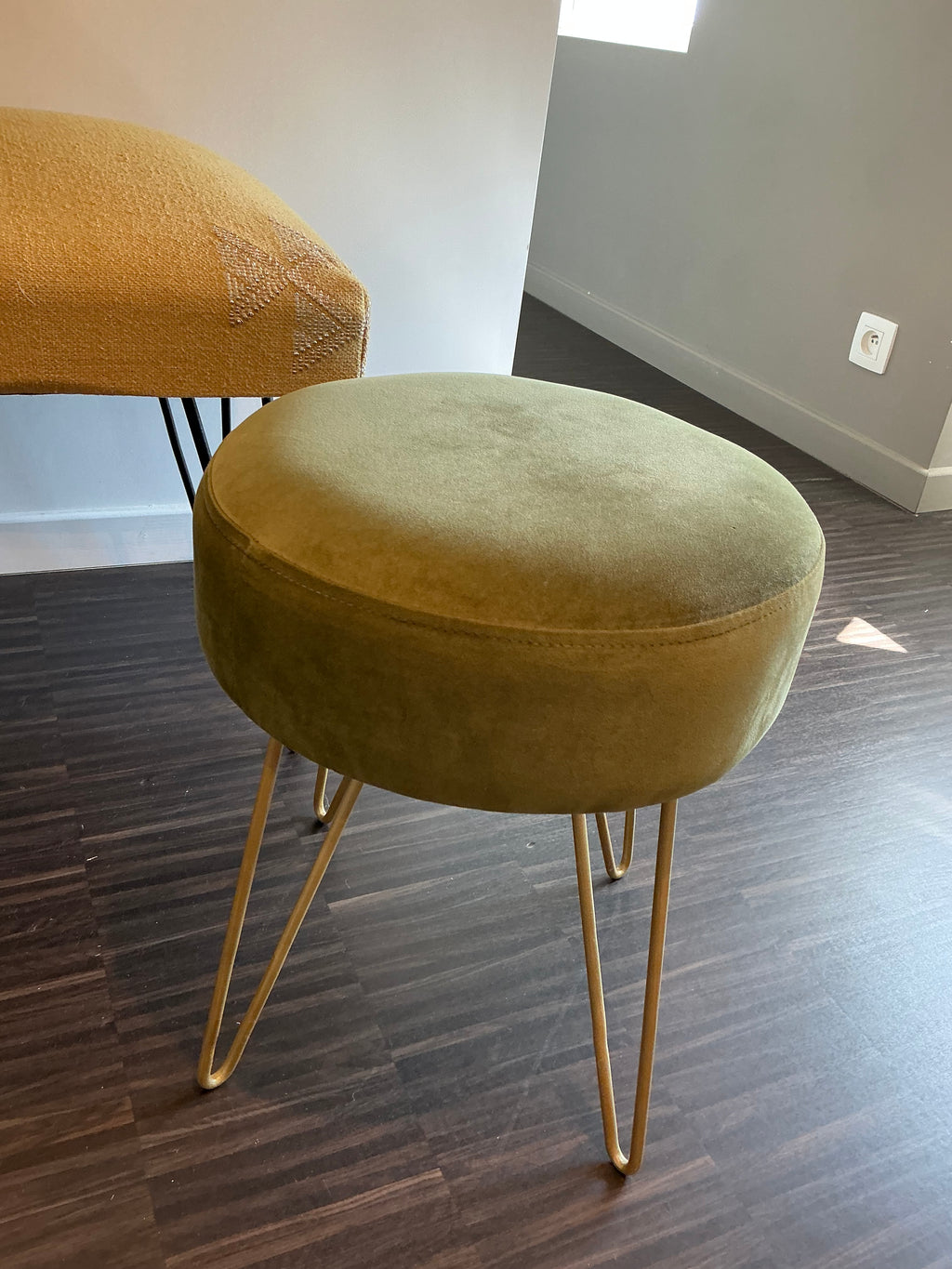 Table d'appoint verte ou jaune
