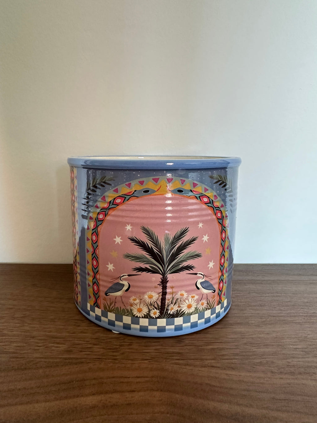 Colourful plant pot purple