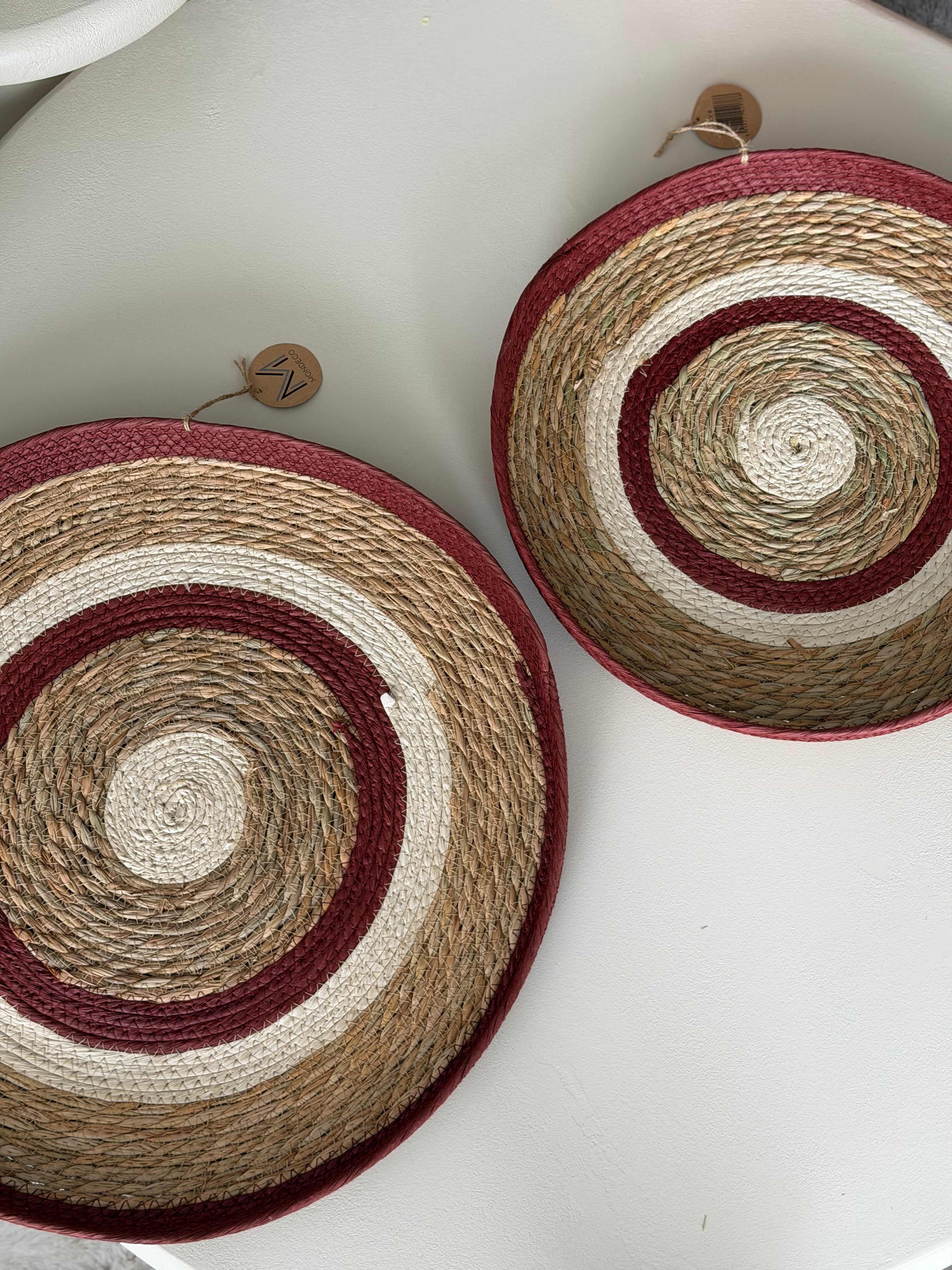 Bordeaux & Cream Serving Tray Ø40 cm €12, Ø50 cm €19